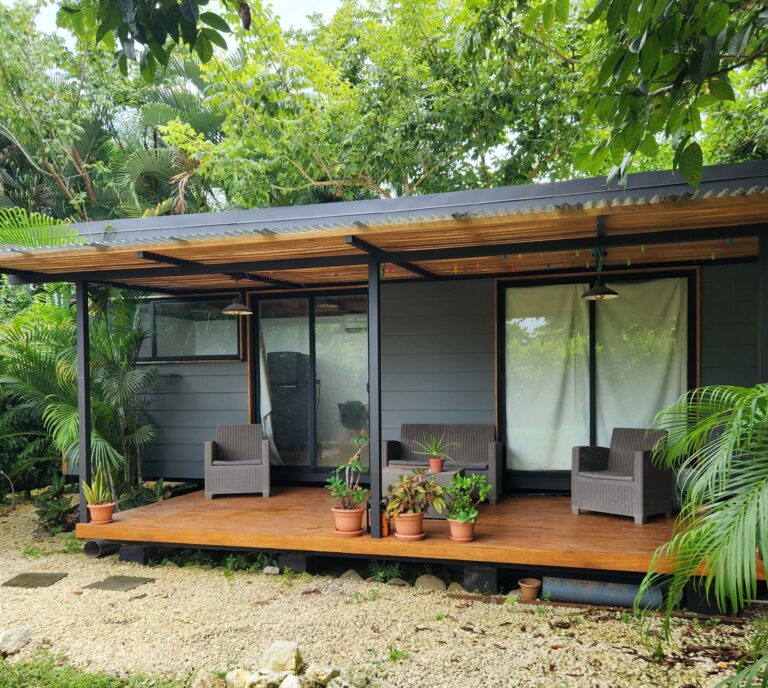 Mehr über den Artikel erfahren Strandparadies: Doppelhaus-Investition in Cabuya